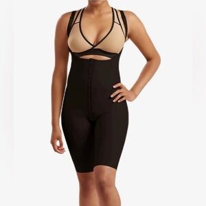 Marena SFBHS Women’s Girdle with High Back, Short-Length